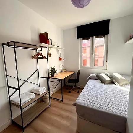 公寓 Confortable Room 15 Minutes From Downtown *